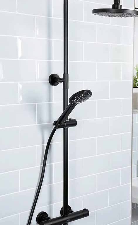 Round dual headed thermostatic shower in Black