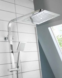 Charlton square head shower