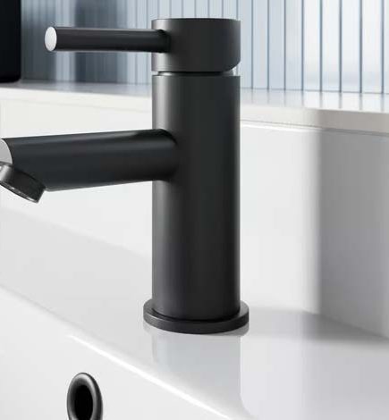 London basin mixer tap in black